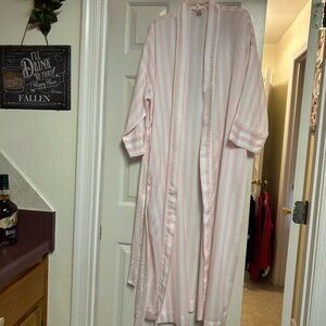 Victoria's Secret Robe